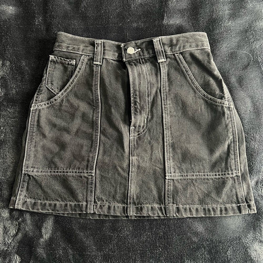 Levi’s Black Denim Skirt